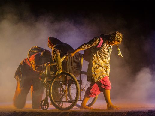 Imatge de fons
           difuminada