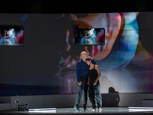 Imatge de fons
           difuminada