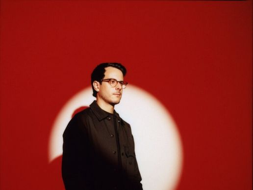 Imatge de fons
           difuminada