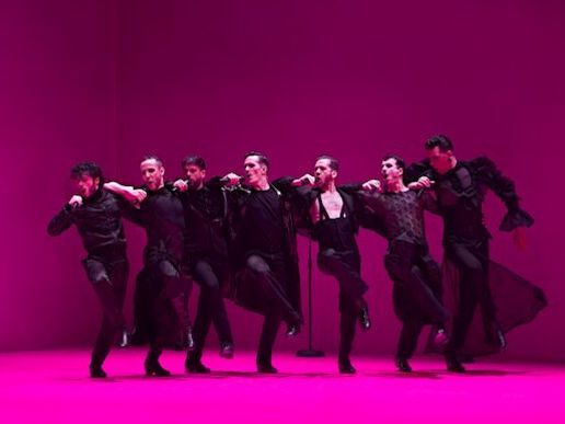 Imatge de fons
           difuminada