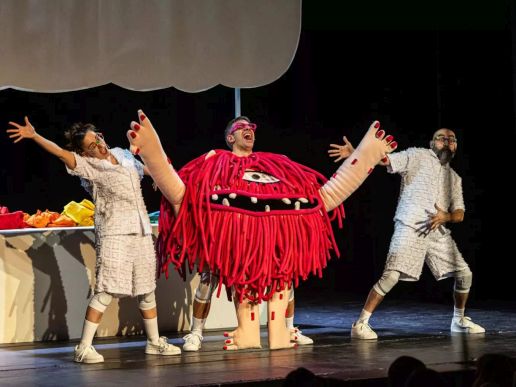 Imatge de fons
           difuminada