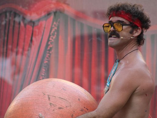 Imatge de fons
           difuminada